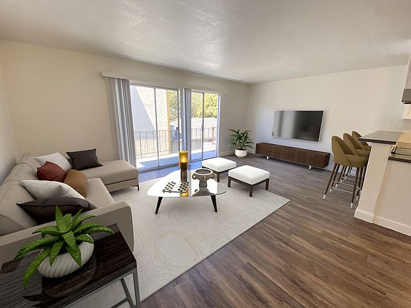 2nd image of 411 Euclid Ave APT 11