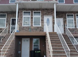 766 Seaview Ave, Staten Island, NY 10305