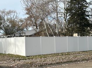 305 N 3rd St, Aberdeen City, SD 57401