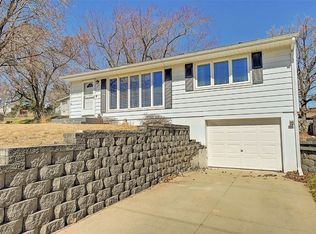 400 E Pine St, Anamosa, IA 52205