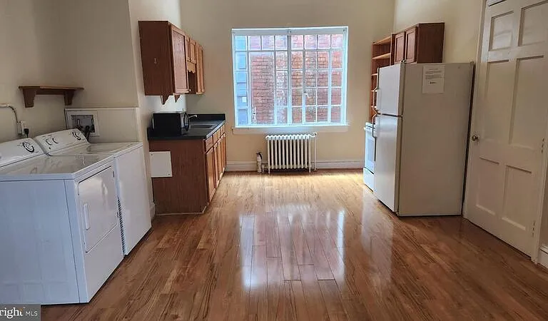 1009 Princess Anne St #1 — Photo 3