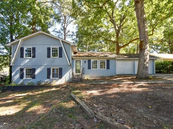 2728 Rosemont Dr, Lawrenceville, GA 30044