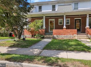 2411 Fairview Ave, Reading, PA 19606