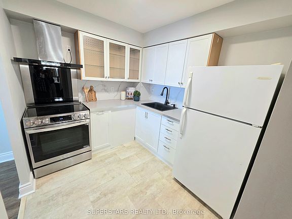 5th image of 15 Sewells Rd #905