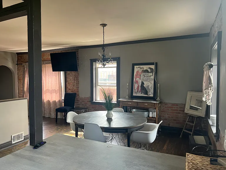 4106 Folsom Ave — Photo 1