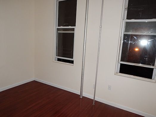 2nd image of 152 Norwood Ave #3