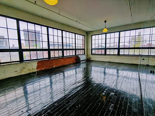 Rented by Carnegie Management Inc | media 4