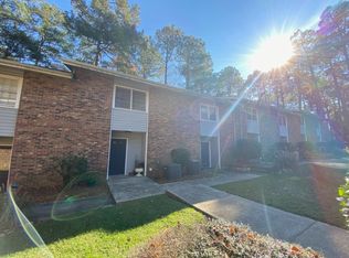365 W Illinois Ave APT 21, Southern Pines, NC 28387
