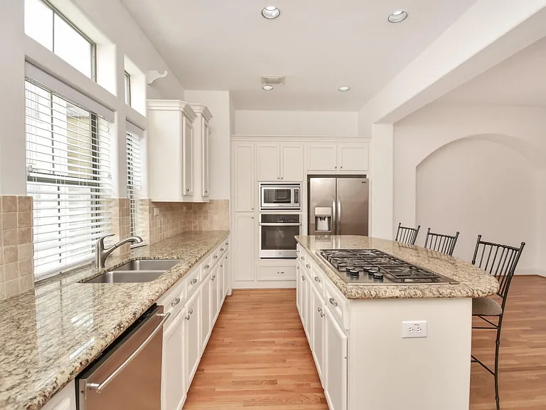 5815 Lacy St — Photo 23