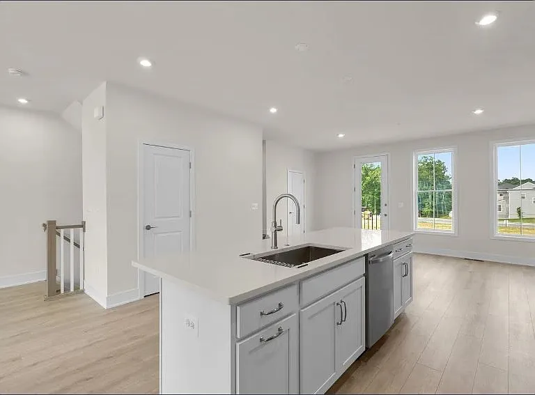 112 Galaxy Pl — Photo 14