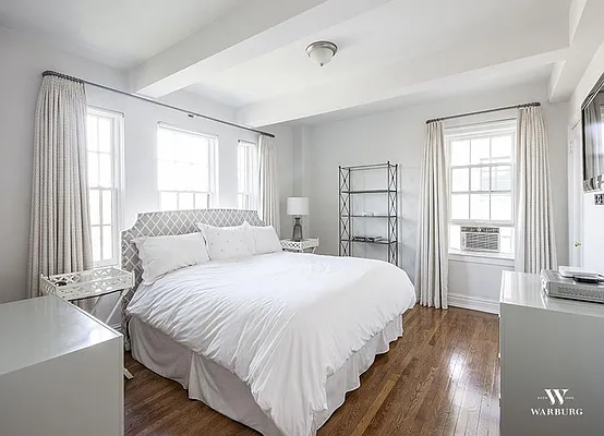 Rented by Warburg | media 33