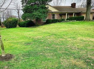 211 Dorchester Rd, Louisville, KY 40223