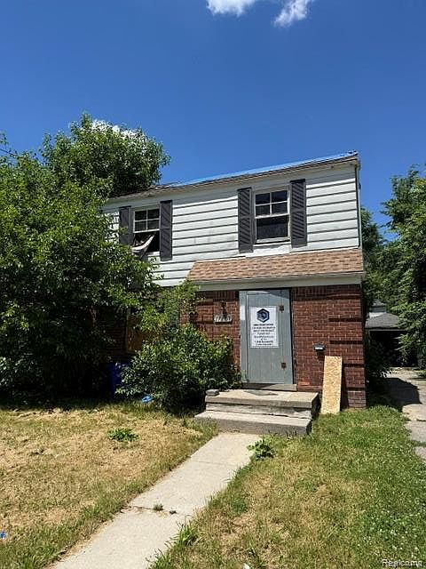 1st image of 17207 Munich St
