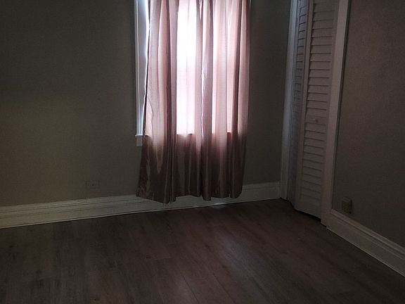 4th image of 4112 Parrish Ave #1
