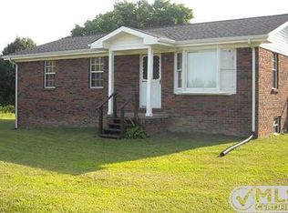 1404 Kirbytown Rd, Lafayette, TN 37083