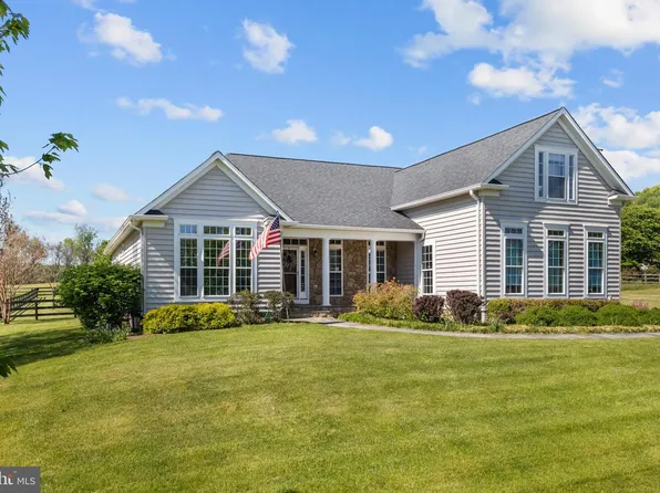 35987 Birch Hollow Ln, Purcellville, VA 20132