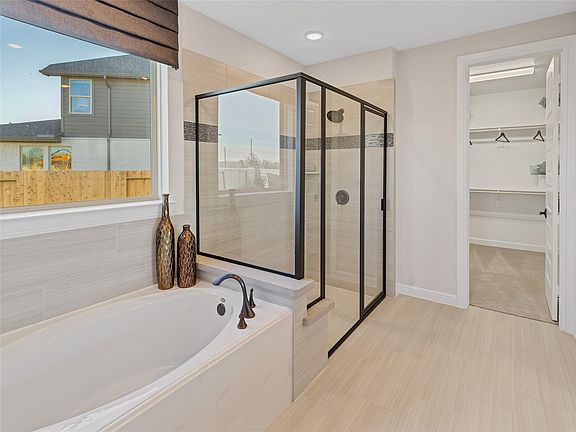 4th image of 21730 Emerton Crescent Way