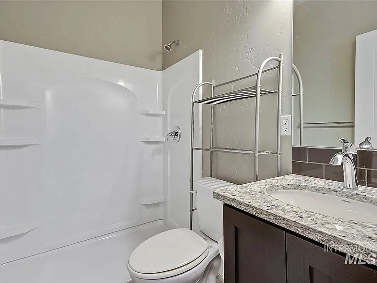 4335 Adams St — Photo 15