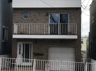 6 Lineau Pl #1, Jersey City, NJ 07306