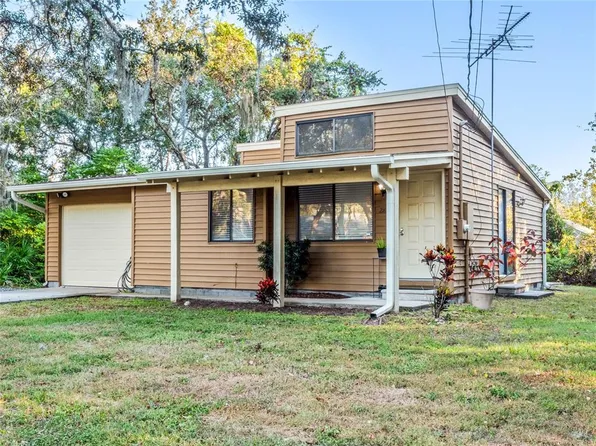 281 W 3rd St, Chuluota, FL 32766
