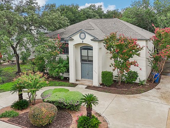 5th image of 14226 Emerald Hill Dr