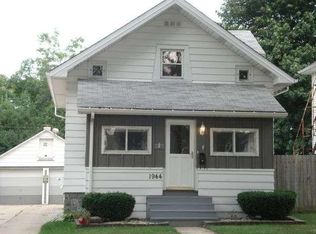 1944 S 96th St, West Allis, WI 53227