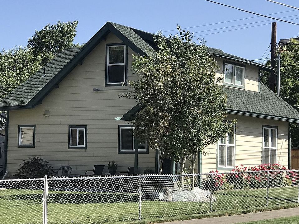 1st image of 2216 N Lincoln St