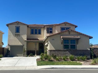 34085 Kensington St, Winchester, CA 92596