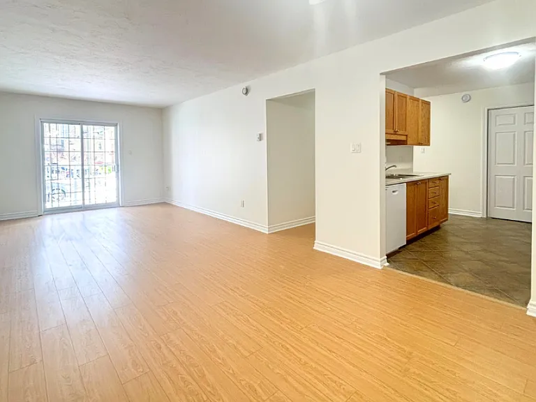 100 Archibald St — Photo 4