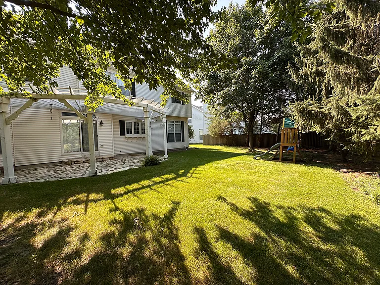 13028 Cathy Ln — Photo 32