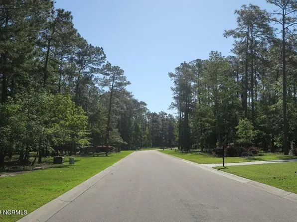 362 Laurel Valley Drive, Shallotte, NC 28470