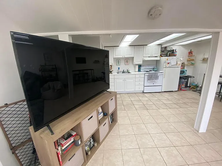 592 Lafayette Rd #4 — Photo 9