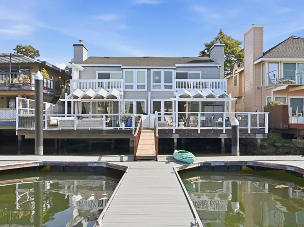 22 Mooring Rd, San Rafael, CA 94901