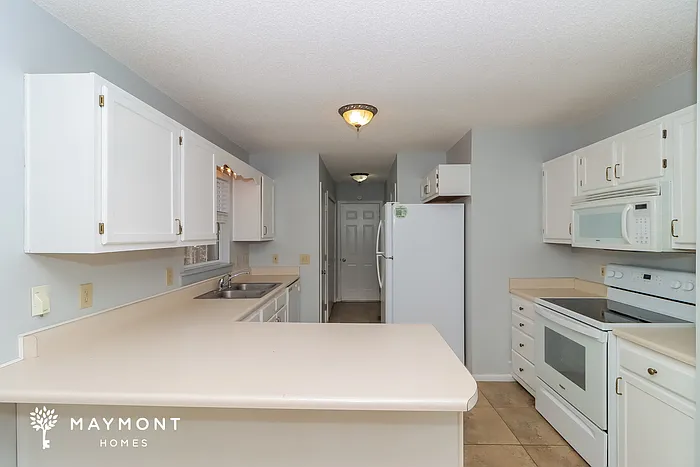 221 Creek View Rd — Photo 5
