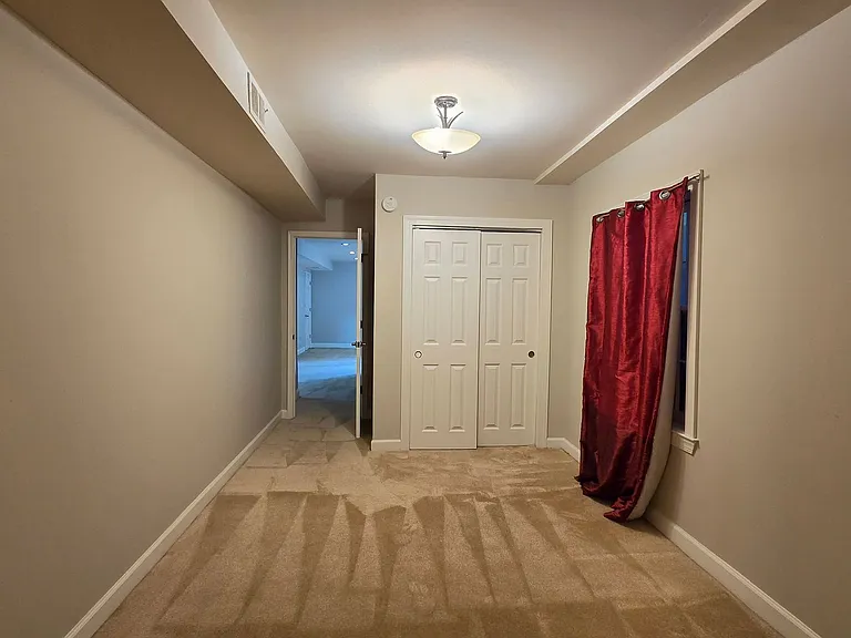 8201 Hensley Ct — Photo 31