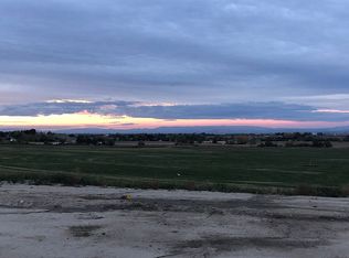 1585 Fairview Ave, Fruitland, ID 83619