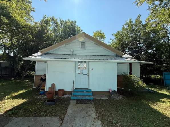 610 E Hemlock St, La Follette, TN 37766