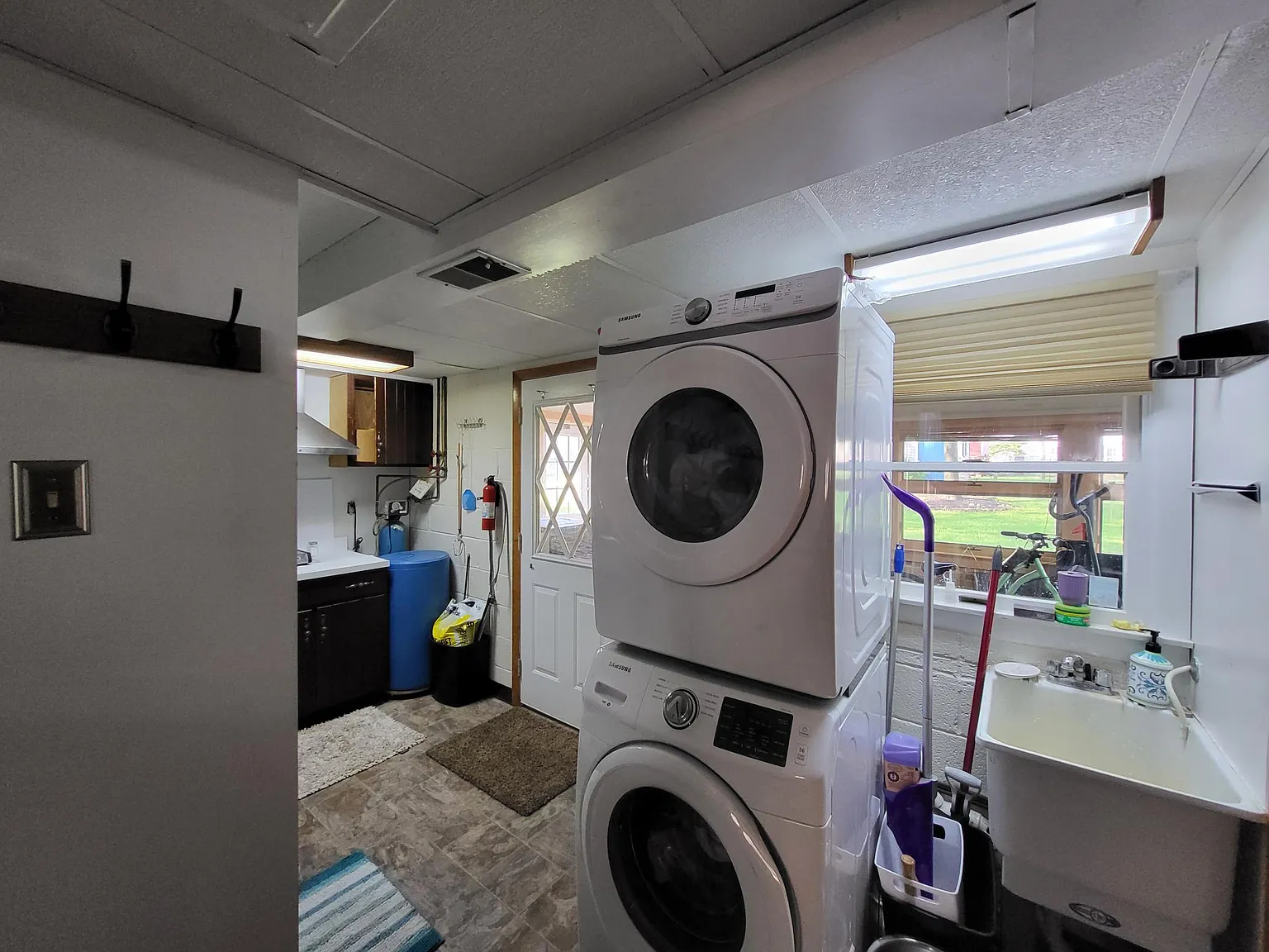 1 bed, 1000 sqft, $1,200 — Photo 4