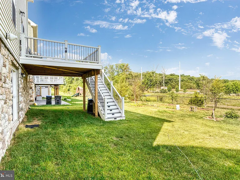 11241 Wheeler Ridge Dr — Photo 41