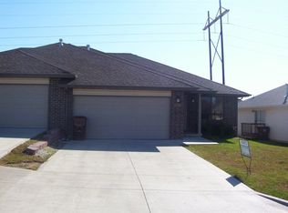 3824 W Montclair St, Springfield, MO 65807