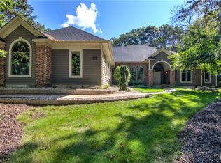 3701 Timber Creek Ct, Eau Claire, WI 54701