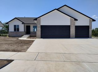 1841 S Bedford St, Wichita, KS 67207