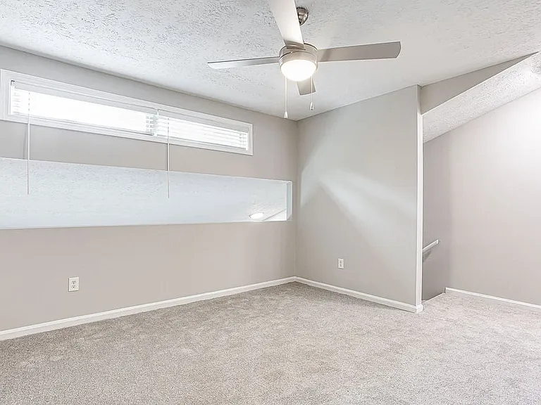 The Ellis Apartments — Photo 45