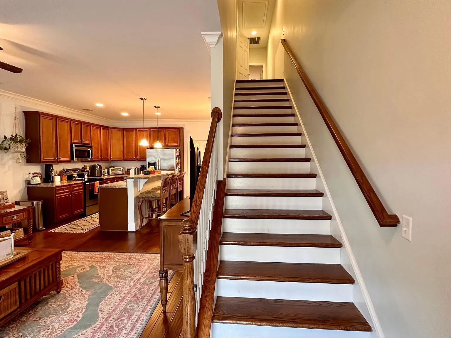 2 bed, 2.5 bath, 1488 sqft, $2,700 — Photo 3