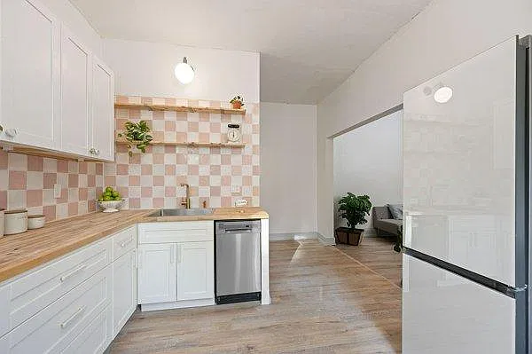 4431 Allison St #5 — Photo 7