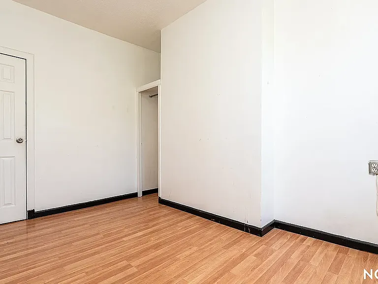 191 Graham Ave #4 — Photo 22