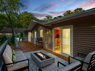 18345 Sharon Rd, Triangle, VA 22172