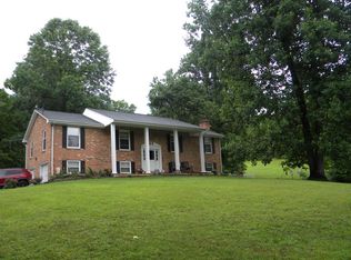 9077 Jeters Chapel Rd, Vinton, VA 24179
