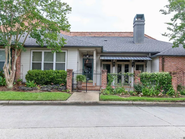 1558 Lobdell Ave, Baton Rouge, LA 70806