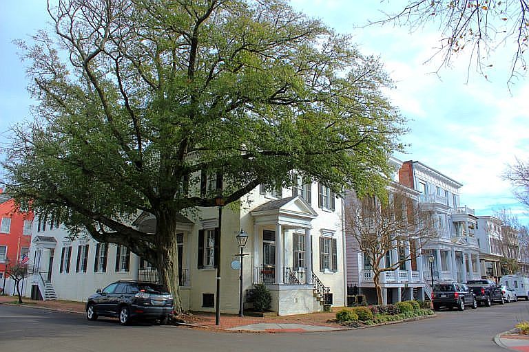 1st image of 351 Middle St